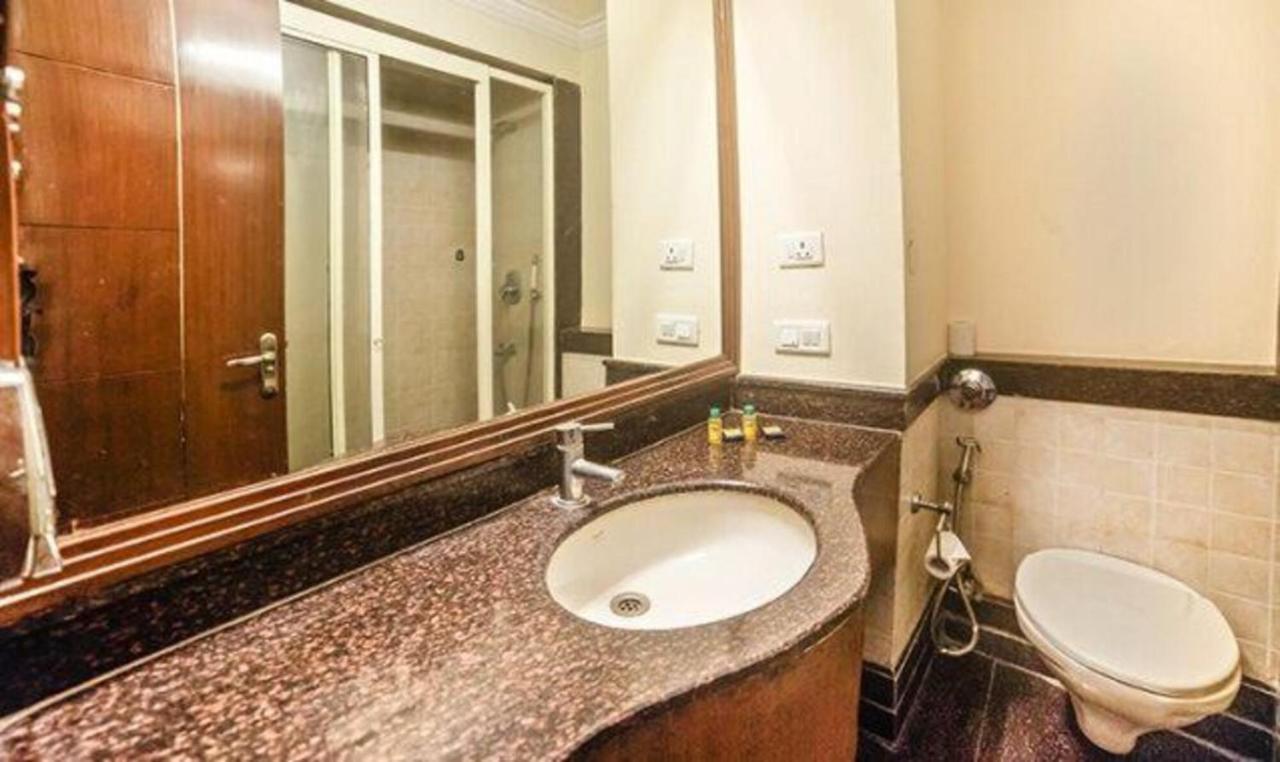 Fabhotel Bmk Grand Ню Делхи Екстериор снимка