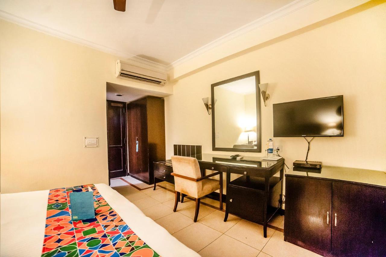 Fabhotel Bmk Grand Ню Делхи Екстериор снимка