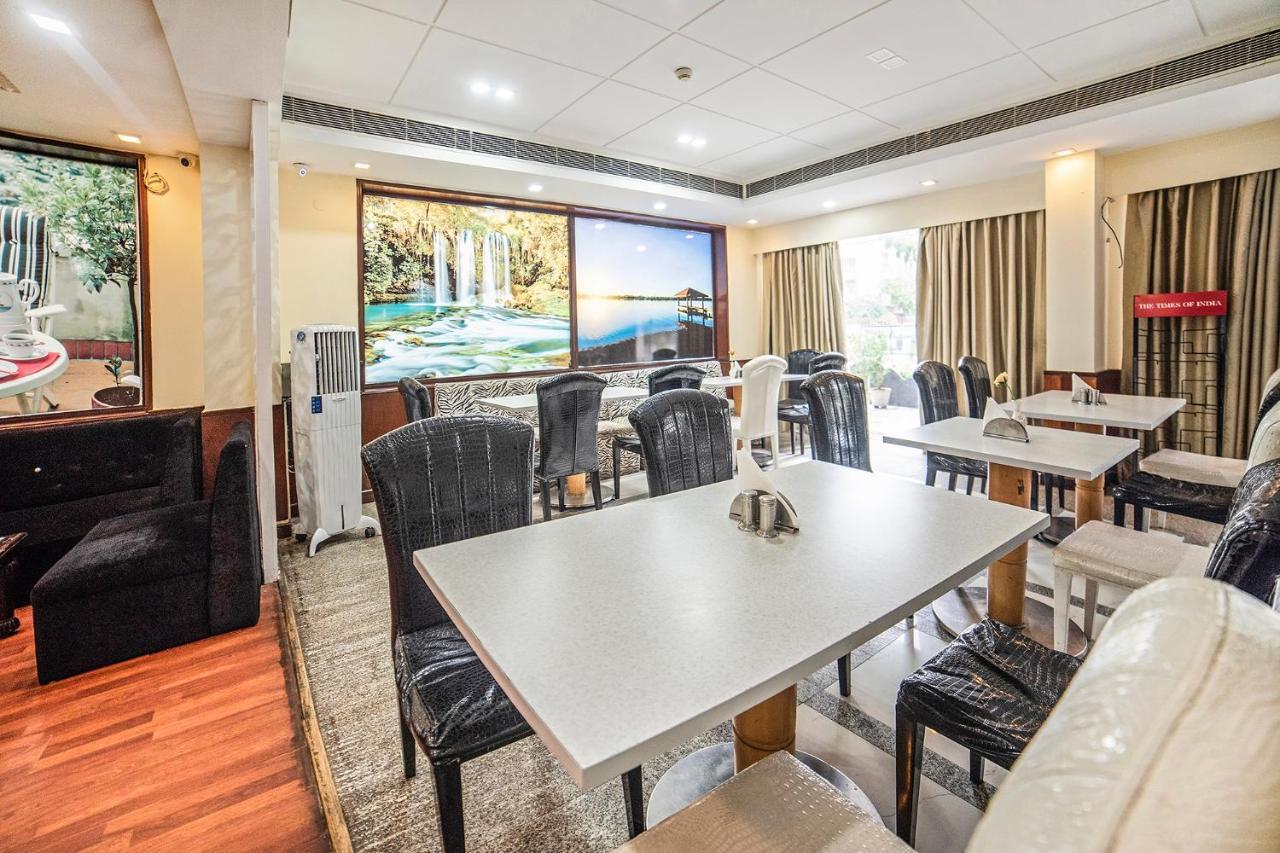 Fabhotel Bmk Grand Ню Делхи Екстериор снимка